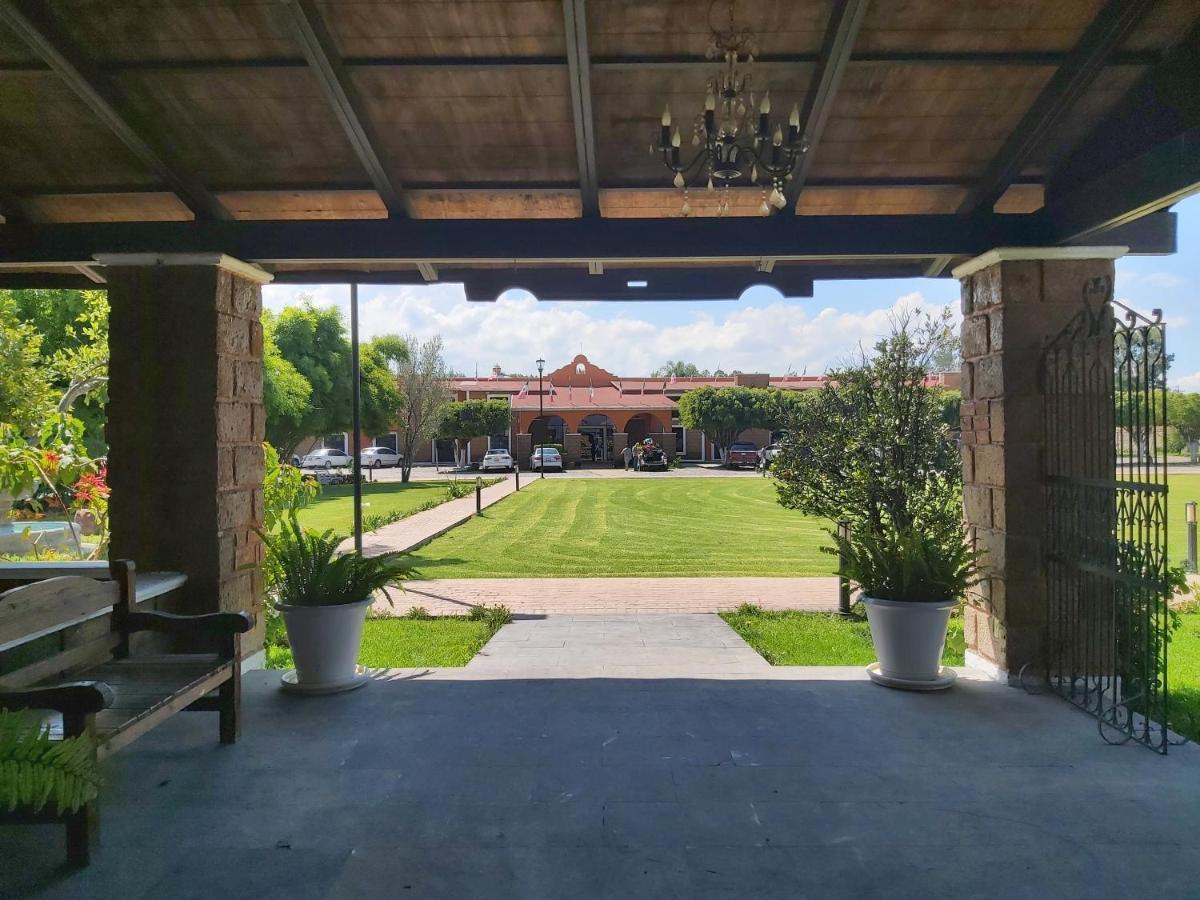 Hotel Meson Del Puente Acámbaro المظهر الخارجي الصورة