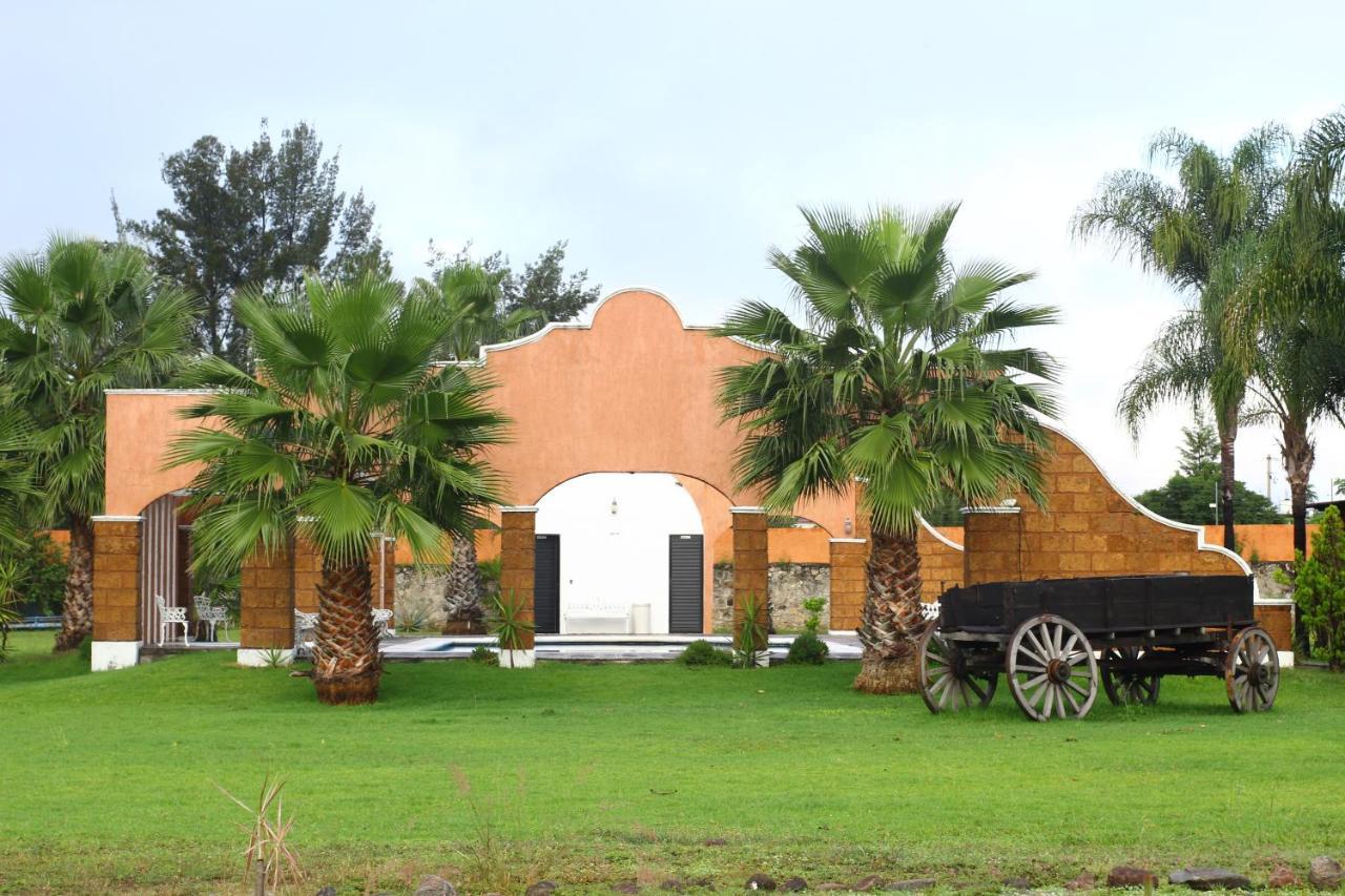 Hotel Meson Del Puente Acámbaro المظهر الخارجي الصورة